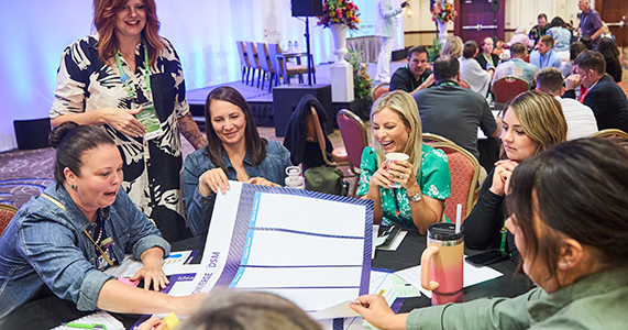 attendee using event app